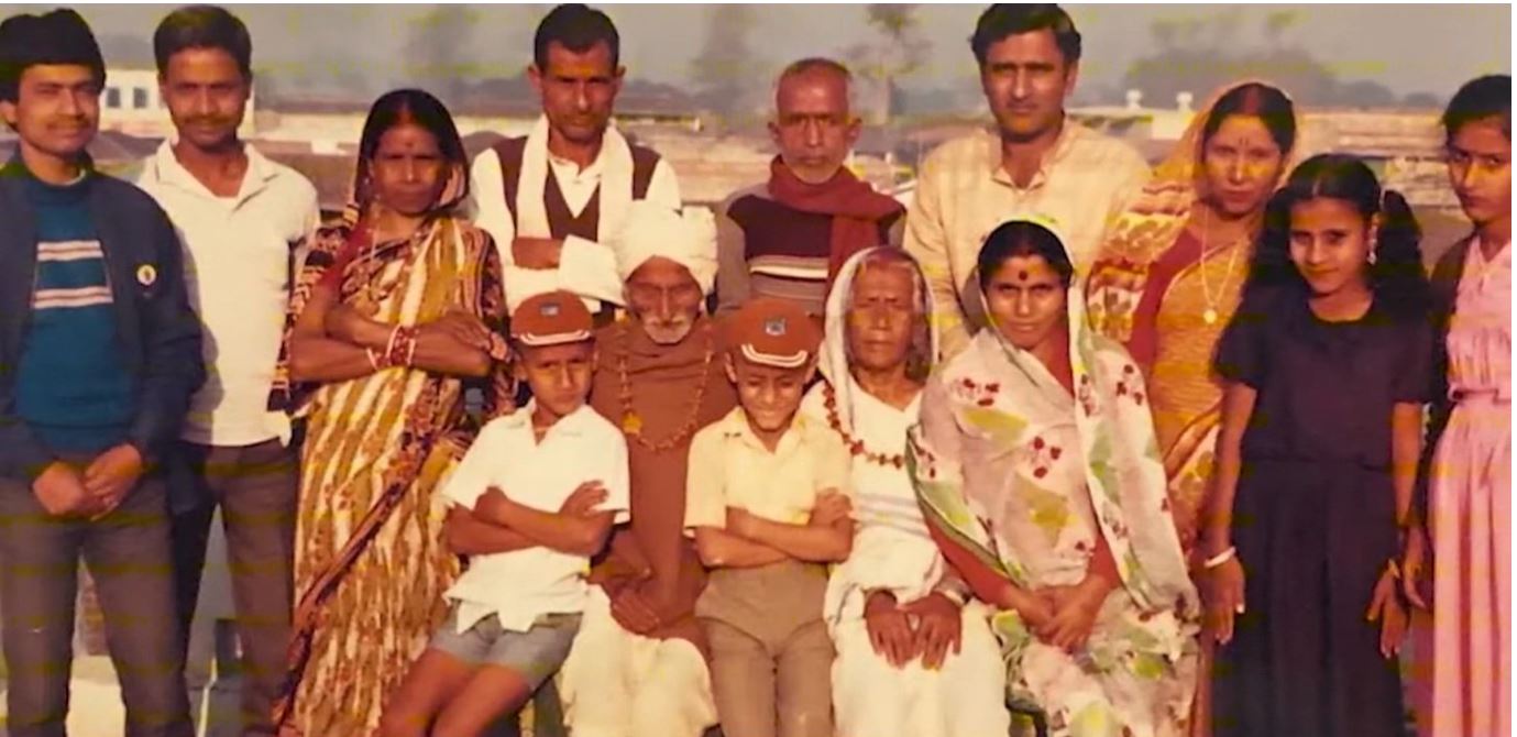 सुनिल झाको परिवार